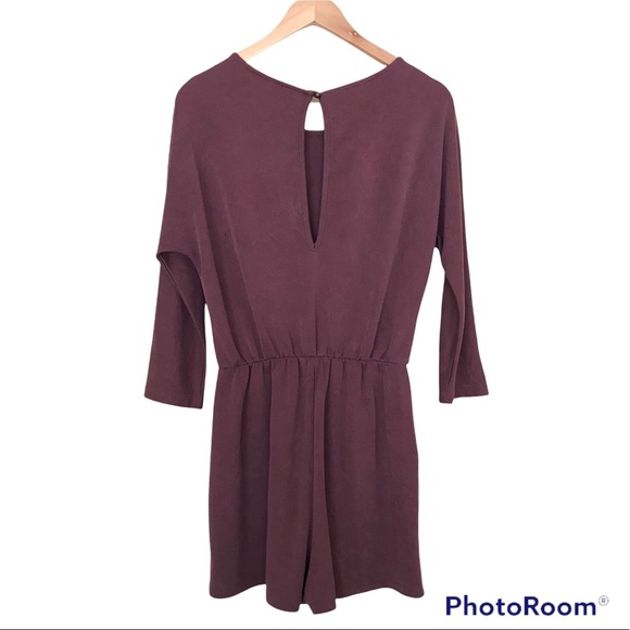 Everly Romper | Urban Outfitters | 3/4 Dolman Sleeve | Pockets - Picture 5 of 12